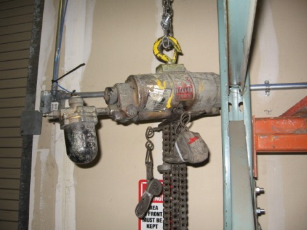 KELLER HOIST, AIR HOIST, MODEL#1/2 TON, USED