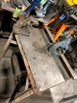 ROPER WHITNEY BENCH WITH #50 ANGLE IRON NOTCHER