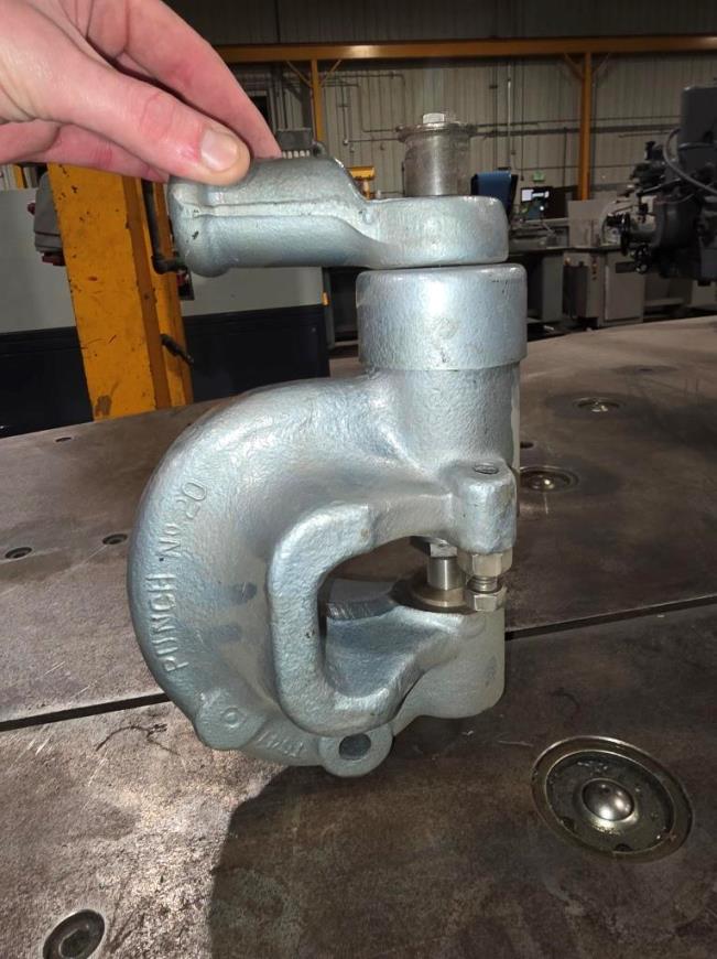 ROPER WHITNEY, No. 20 BALLBEARING STYLE BENCH PUNCH, USED