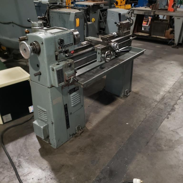 12" x 36" cc, CLAUSING VARI-SPD LATHE, MODEL#5922, USED
