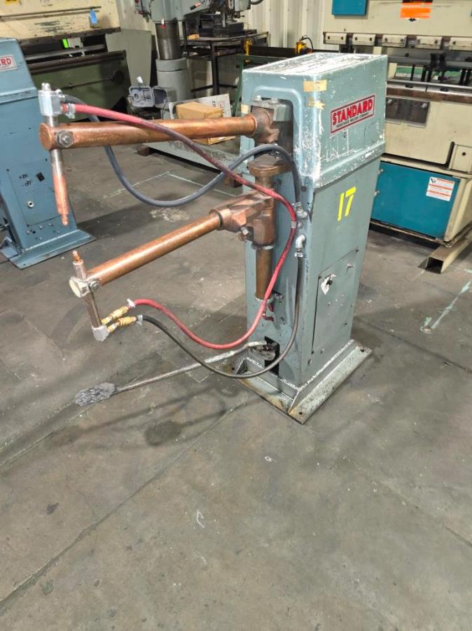 30 KVA, STANDARD FOOT OP SPOTWELDER, MODEL#FR 2-24-30, USED